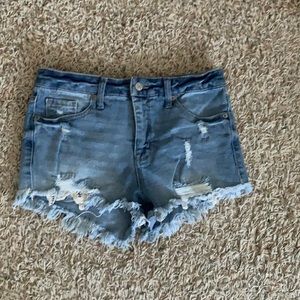 Target women’s blue Jean shorts. Size 6